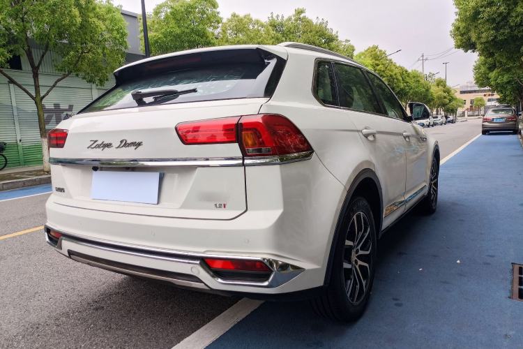Used Zotye Domy X7 2017 1.8T Manual Luxury Model Exterior 7