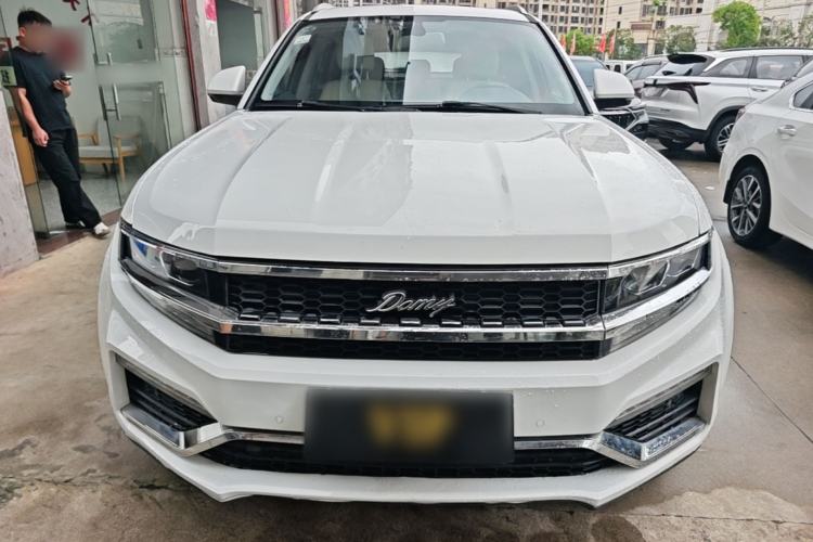 Used Zotye Domy X7 2017 2.0T DCT Ultimate Edition Front