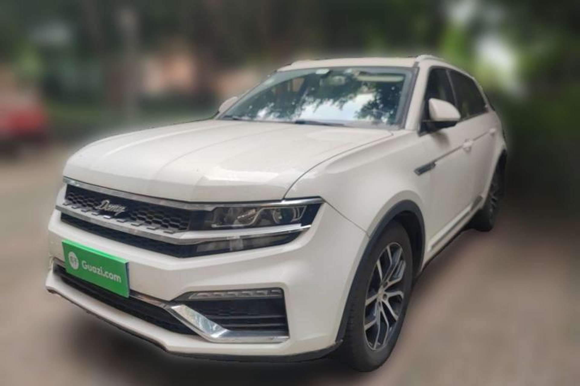 Used Zotye Domy X7 2017 1.8T Manual Luxury Model Front Left 45 Deg