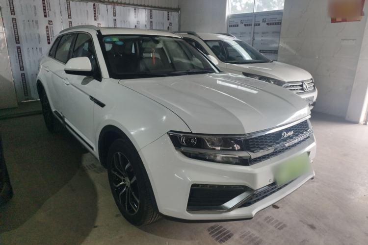 Used Zotye Domy X7 2017 1.8T Manual Luxury Model Front Right 45 Deg