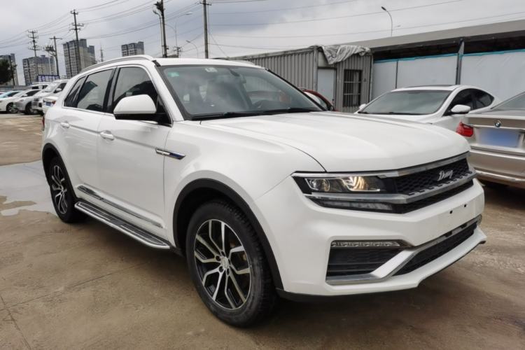 Used Zotye Domy X7 2017 1.8T Manual Luxury Model Front Right 45 Deg