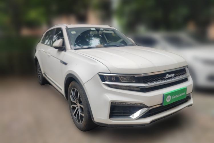Used Zotye Domy X7 2017 1.8T Manual Luxury Model Front Right 45 Deg