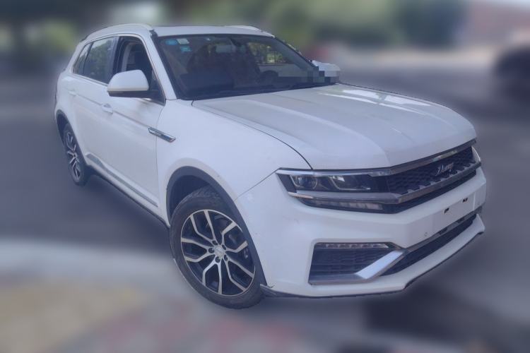 Used Zotye Domy X7 2017 1.8T Manual Luxury Model Front Right 45 Deg