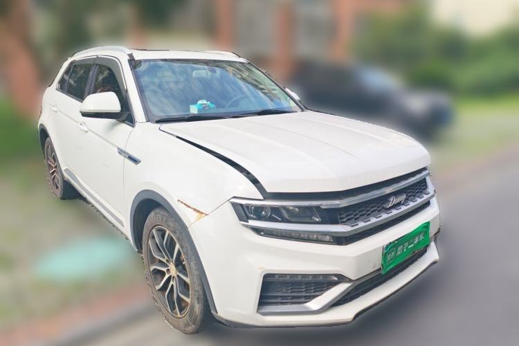 Used Zotye Domy X7 2017 1.8T Manual Luxury Model Front Right 45 Deg