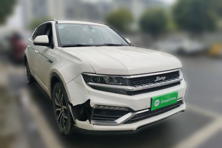Used Zotye Domy X7 2017 1.8T Manual Luxury Model Front Right 45 Deg