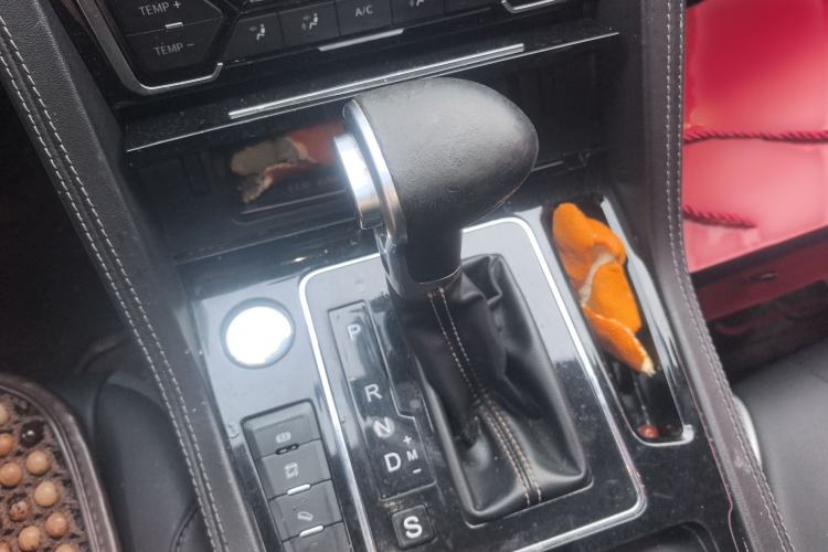 Used Zotye Domy X7 2017 1.8T DCT Prestige Model Gear Lever
