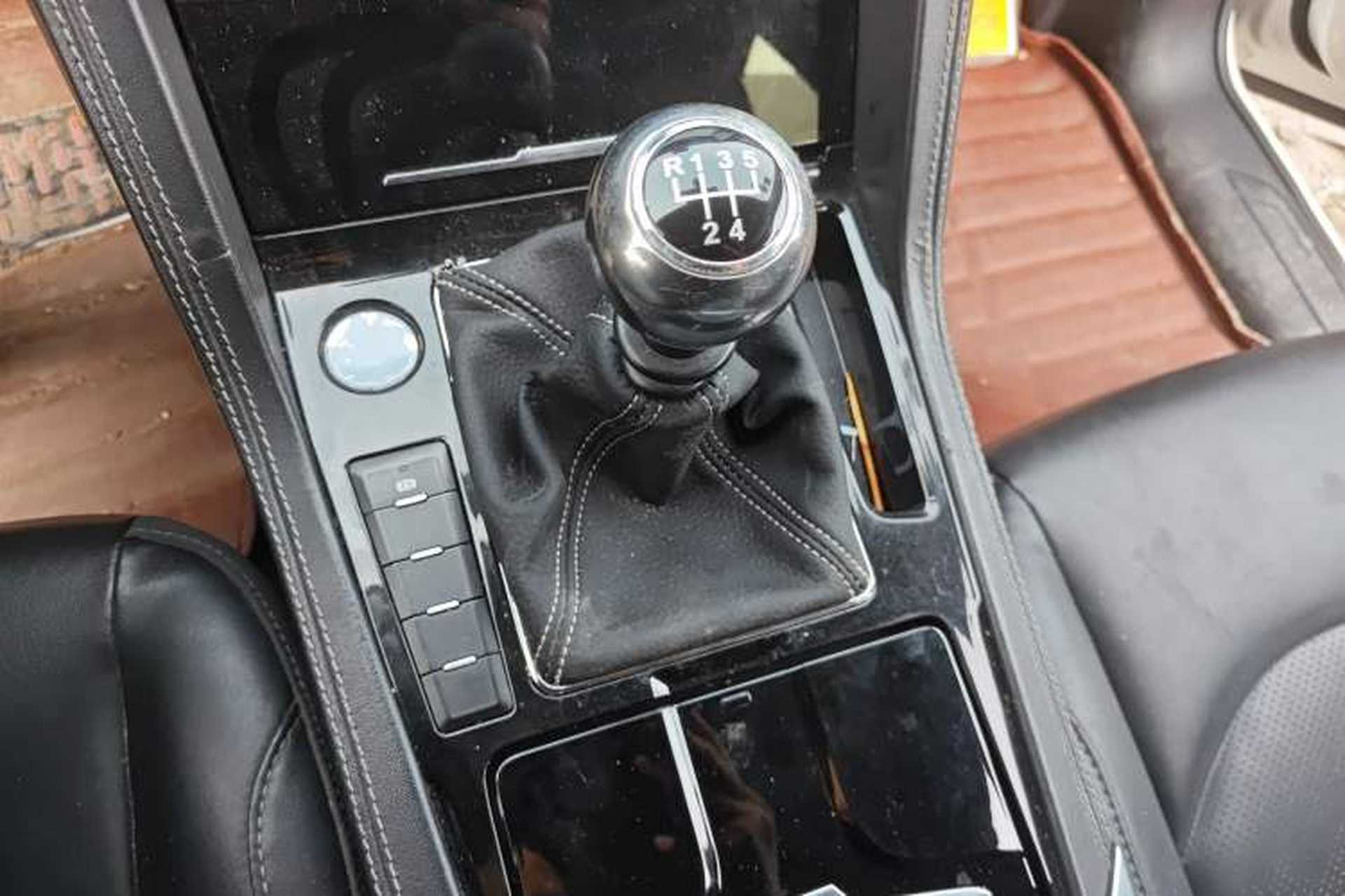 Used Zotye Domy X7 2017 1.5T Manual Elite Version Gear Lever
