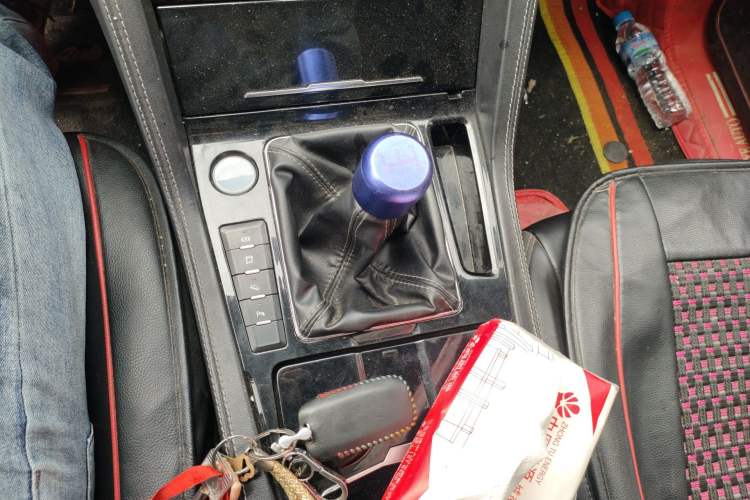 Used Zotye Domy X7 2017 1.8T Manual Luxury Model Gear Lever