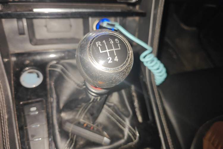 Used Zotye Domy X7 2017 1.5T Manual Elite Version Gear Lever