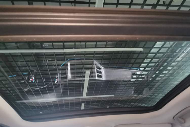 Used Zotye Domy X7 2017 2.0T DCT Ultimate Edition Headliner