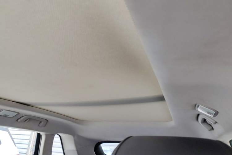 Used Zotye Domy X7 2017 1.8T Manual Luxury Model Headliner