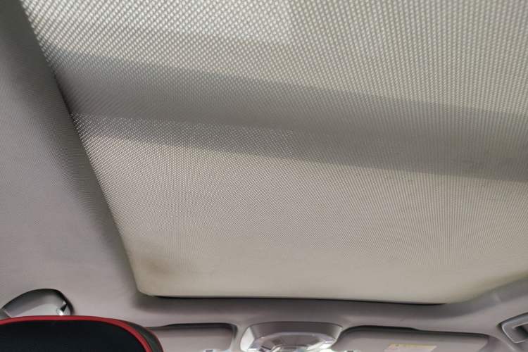 Used Zotye Domy X7 2017 1.8T Manual Luxury Model Headliner
