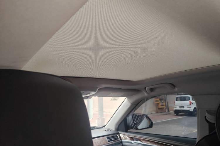 Used Zotye Domy X7 2017 1.8T Manual Luxury Model Headliner