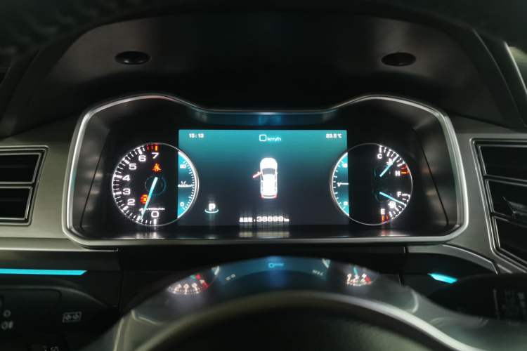 Used Zotye Domy X7 2017 2.0T DCT Ultimate Edition Instrument Cluster