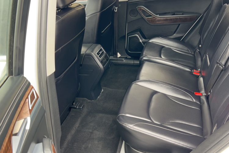 Used Zotye Domy X7 2017 1.8T Manual Luxury Model Interior 1
