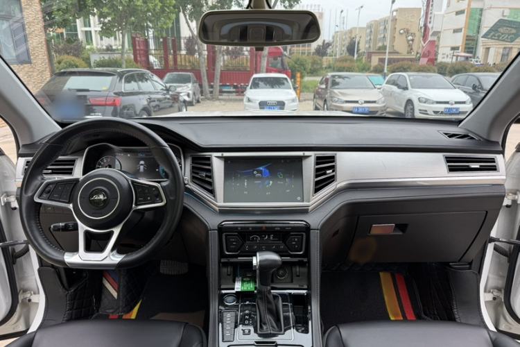 Used Zotye Domy X7 2017 Upgraded Edition 1.8T DCT Huashan Model Interior 1