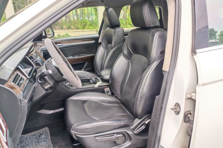 Used Zotye Domy X7 2017 1.8T Manual Luxury Model Interior 10