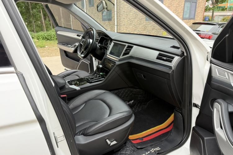 Used Zotye Domy X7 2017 Upgraded Edition 1.8T DCT Huashan Model Interior 3