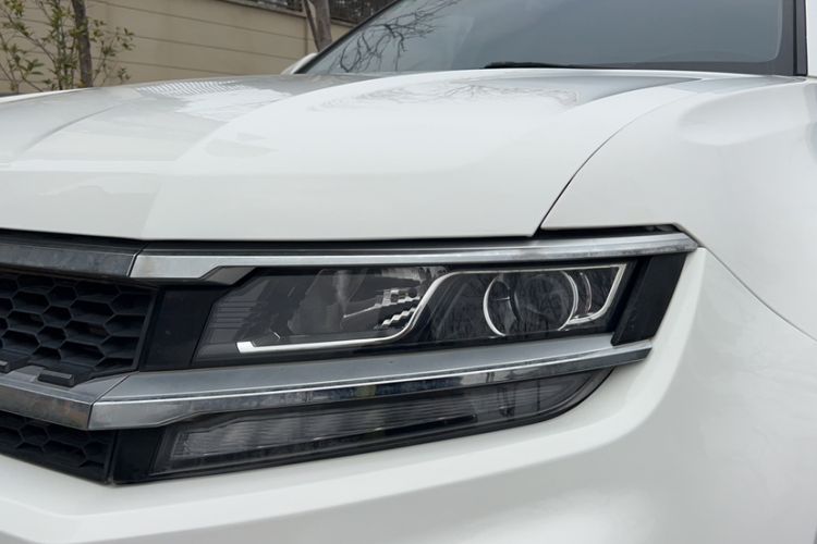 Used Zotye Domy X7 2017 1.8T Manual Luxury Model Left Front Headlight