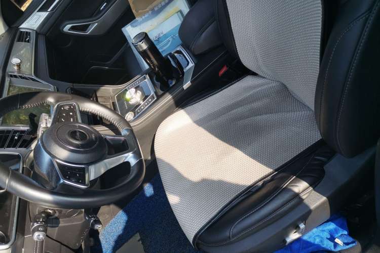 Used Zotye Domy X7 2017 Upgraded Edition 2.0T DCT Huangshan Model 7 Seats Left Front Seat