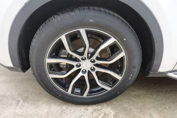 Used Zotye Domy X7 2017 1.8T Manual Luxury Model Left Front Wheel Hub