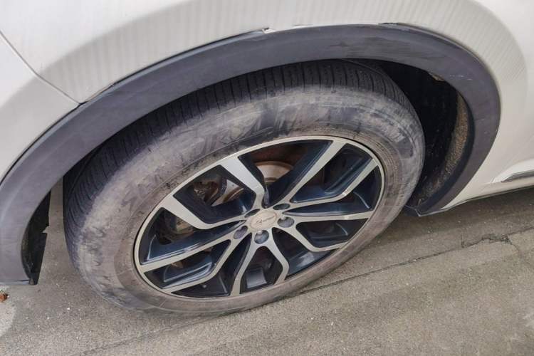 Used Zotye Domy X7 2017 1.8T Manual Luxury Model Left Front Wheel Hub