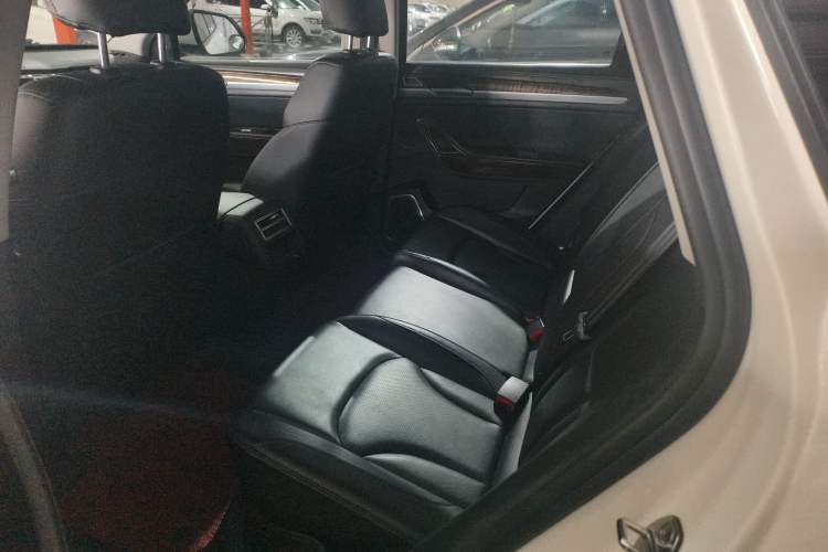 Used Zotye Domy X7 2017 1.8T Manual Luxury Model Left Rear Seat