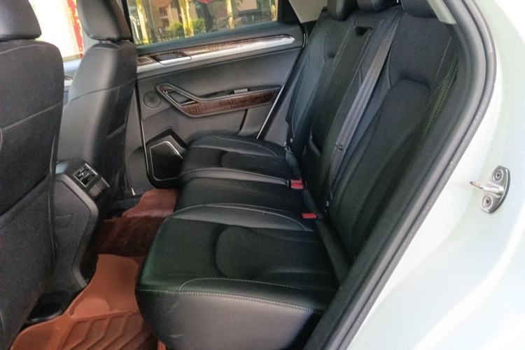 Used Zotye Domy X7 2017 2.0T DCT Ultimate Edition Left Rear Seat