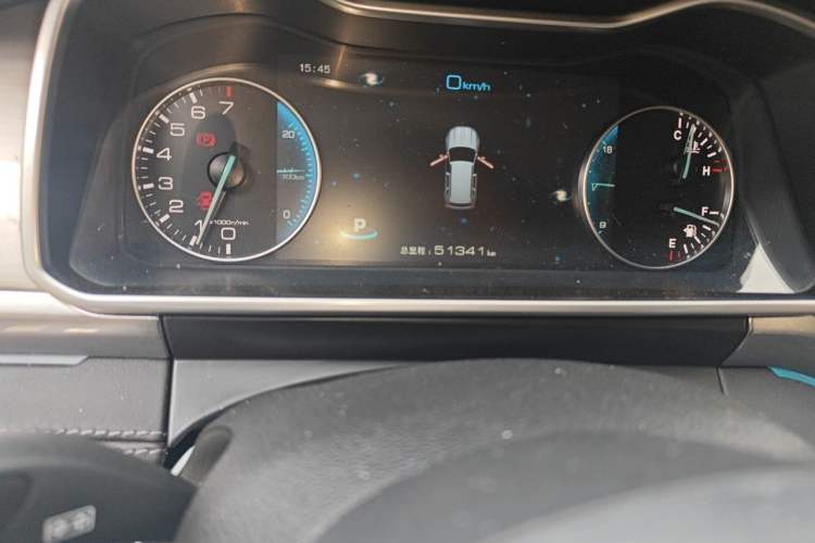 Used Zotye Domy X7 2017 1.8T DCT Prestige Model Odometer Close Up