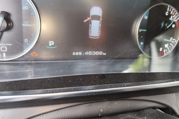 Used Zotye Domy X7 2017 1.8T DCT Prestige Model Odometer Close Up