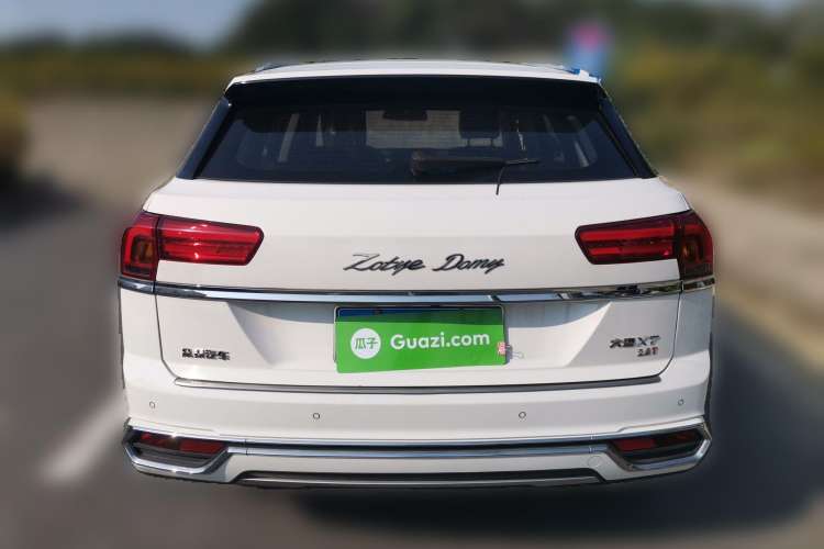 Used Zotye Domy X7 2017 Upgraded Edition 2.0T DCT Huangshan Model 7 Seats Rear