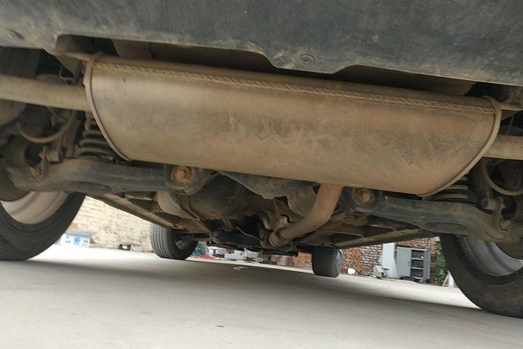Used Zotye Domy X7 2017 Upgraded Edition 1.8T DCT Huashan Model Rear Bumper Underside