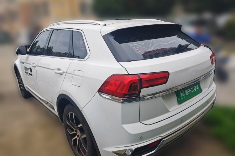 Used Zotye Domy X7 2017 1.8T DCT Prestige Model Rear Left 45 Deg