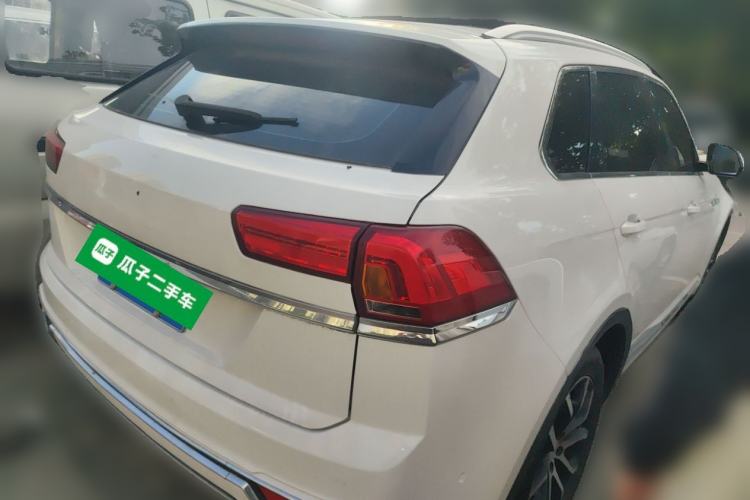 Used Zotye Domy X7 2017 2.0T DCT Ultimate Edition Rear Right 45 Deg