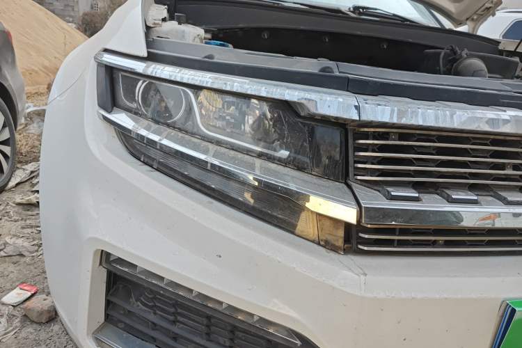 Used Zotye Domy X7 2017 1.5T Manual Elite Version Right Front Headlight
