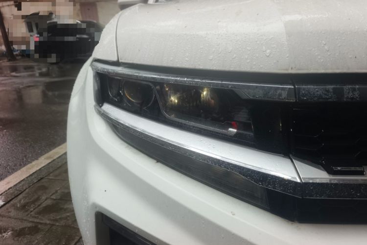 Used Zotye Domy X7 2017 1.8T DCT Prestige Model Right Front Headlight