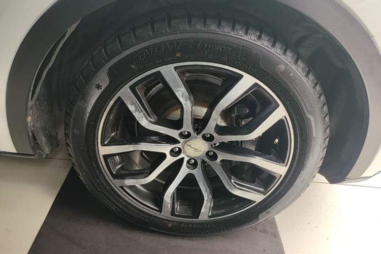 Used Zotye Domy X7 2017 Upgraded Edition 1.8T DCT Huashan Model Right Front Wheel Hub