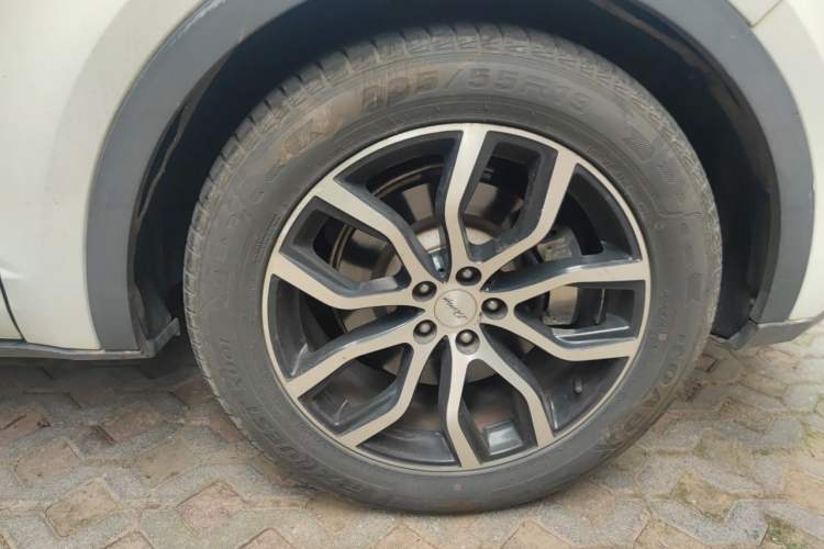 Used Zotye Domy X7 2017 1.8T Manual Luxury Model Right Front Wheel Hub
