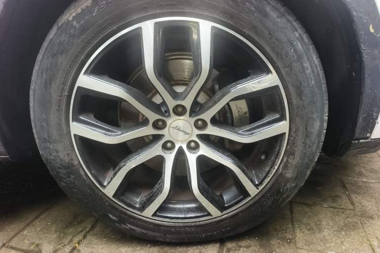 Used Zotye Domy X7 2017 1.8T DCT Prestige Model Right Front Wheel Hub