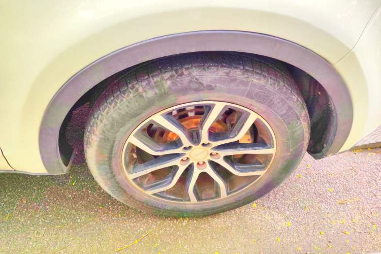 Used Zotye Domy X7 2017 1.5T Manual Elite Version Right Front Wheel Hub