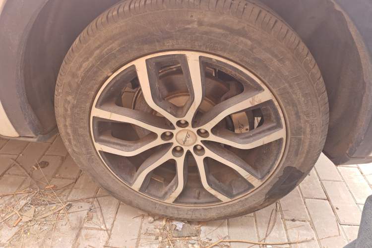 Used Zotye Domy X7 2017 1.8T DCT Prestige Model Right Front Wheel Hub