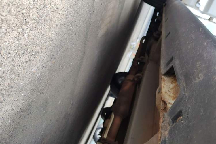 Used Zotye Domy X7 2017 1.8T Manual Luxury Model Right Side Sill