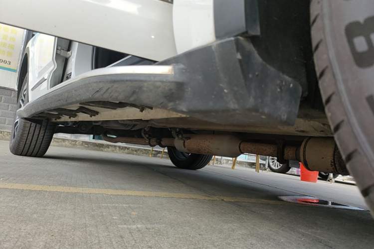 Used Zotye Domy X7 2017 1.8T DCT Supreme Model Right Side Sill