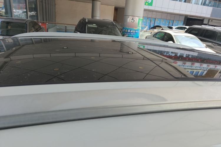 Used Zotye Domy X7 2017 1.8T Manual Luxury Model Roof
