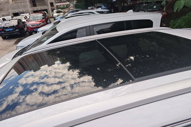 Used Zotye Domy X7 2017 Upgraded Edition 2.0T DCT Huangshan Model 7 Seats Roof
