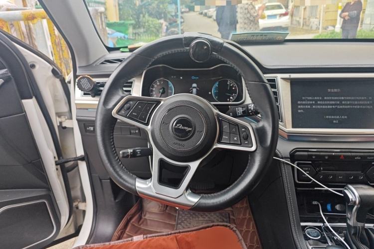 Used Zotye Domy X7 2017 1.8T DCT Prestige Model Steering Wheel