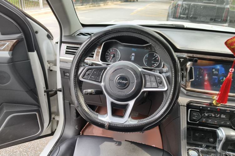 Used Zotye Domy X7 2017 1.8T DCT Prestige Model Steering Wheel
