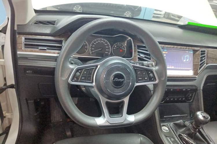 Used Zotye Domy X7 2017 1.5T Manual Elite Version Steering Wheel