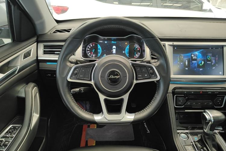 Used Zotye Domy X7 2017 Upgraded Edition 1.8T DCT Huashan Model Steering Wheel