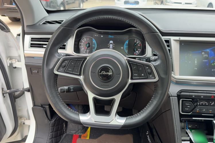 Used Zotye Domy X7 2017 Upgraded Edition 1.8T DCT Huashan Model Steering Wheel